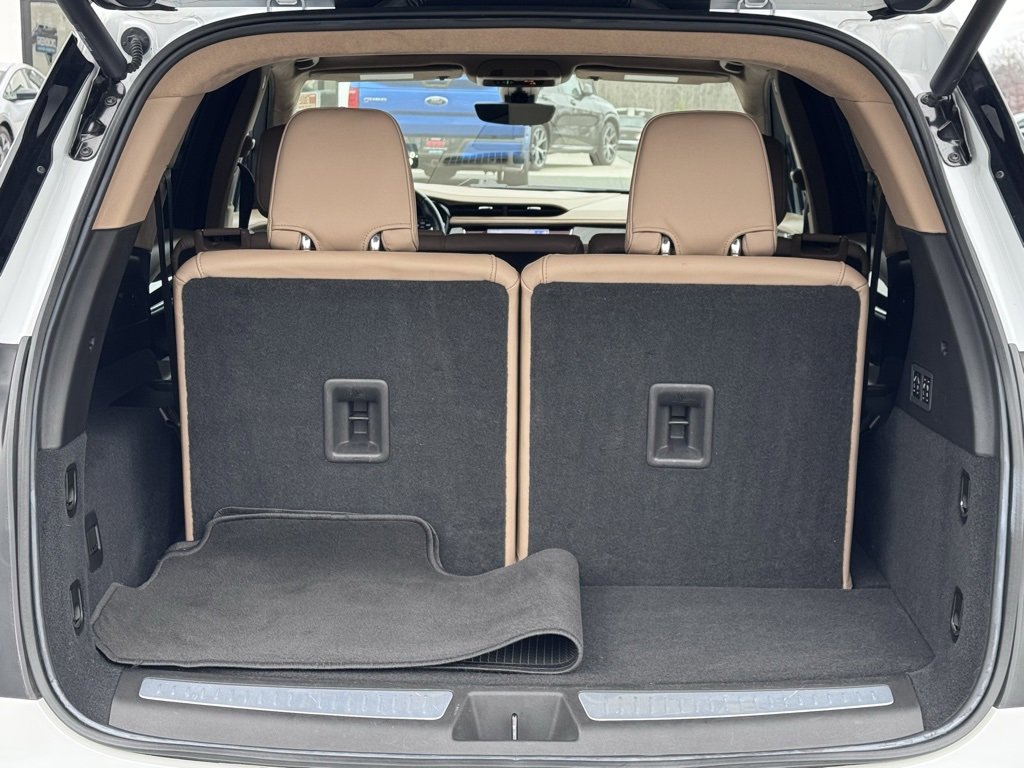 Used 2023 Cadillac XT6 Premium Luxury w/ Platinum Package image 38