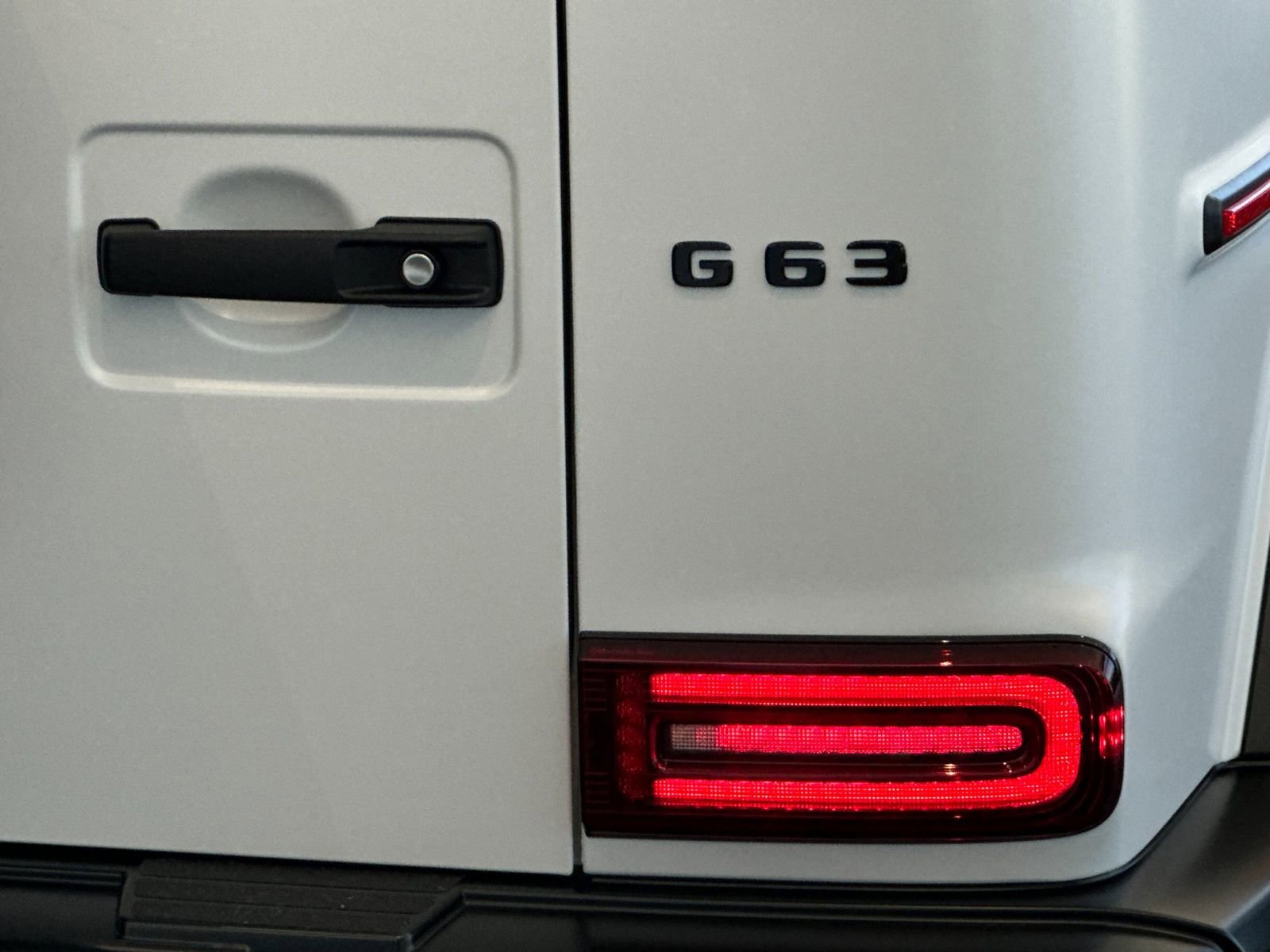 New 2026 Mercedes-Benz G 63 AMG 4MATIC image 32
