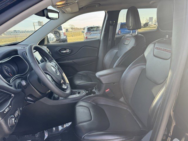 Used 2022 Jeep Cherokee Trailhawk w/ Comfort/Convenience Group image 13