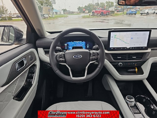 Used 2026 Ford Explorer Platinum w/ LUX Leather Package AWD/4WD image 14