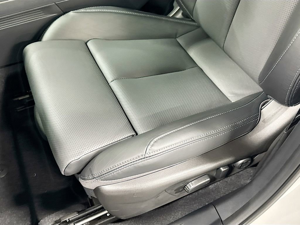 New 2026 Subaru Outback Touring XT image 18