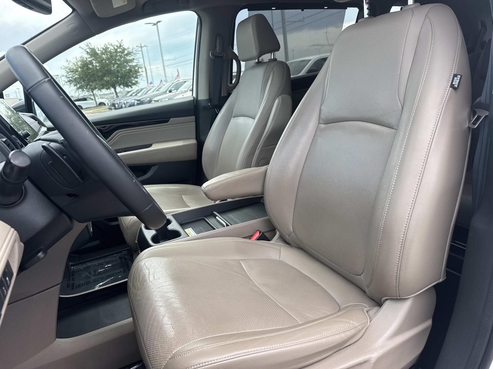 Used 2020 Honda Odyssey Elite image 16
