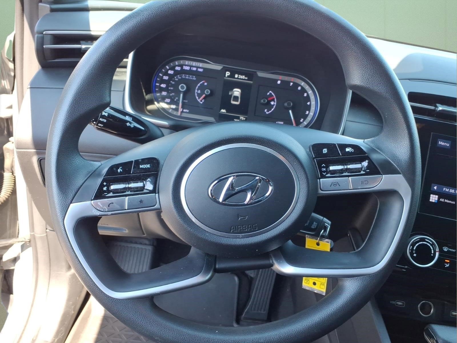 Used 2024 Hyundai Santa Cruz SE image 21