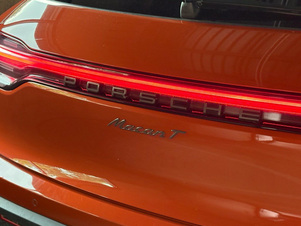 Used 2023 Porsche Macan Turbo AWD/4WD image 13