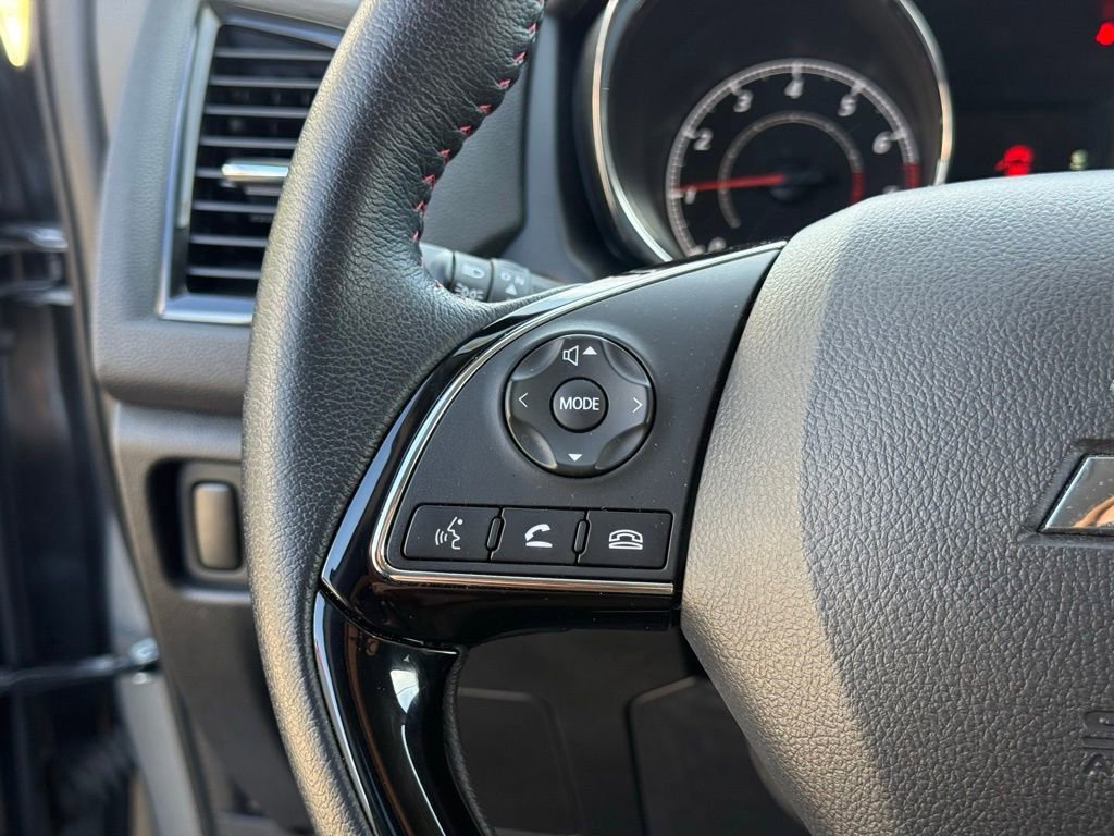 Used 2024 Mitsubishi Outlander Sport LE image 14