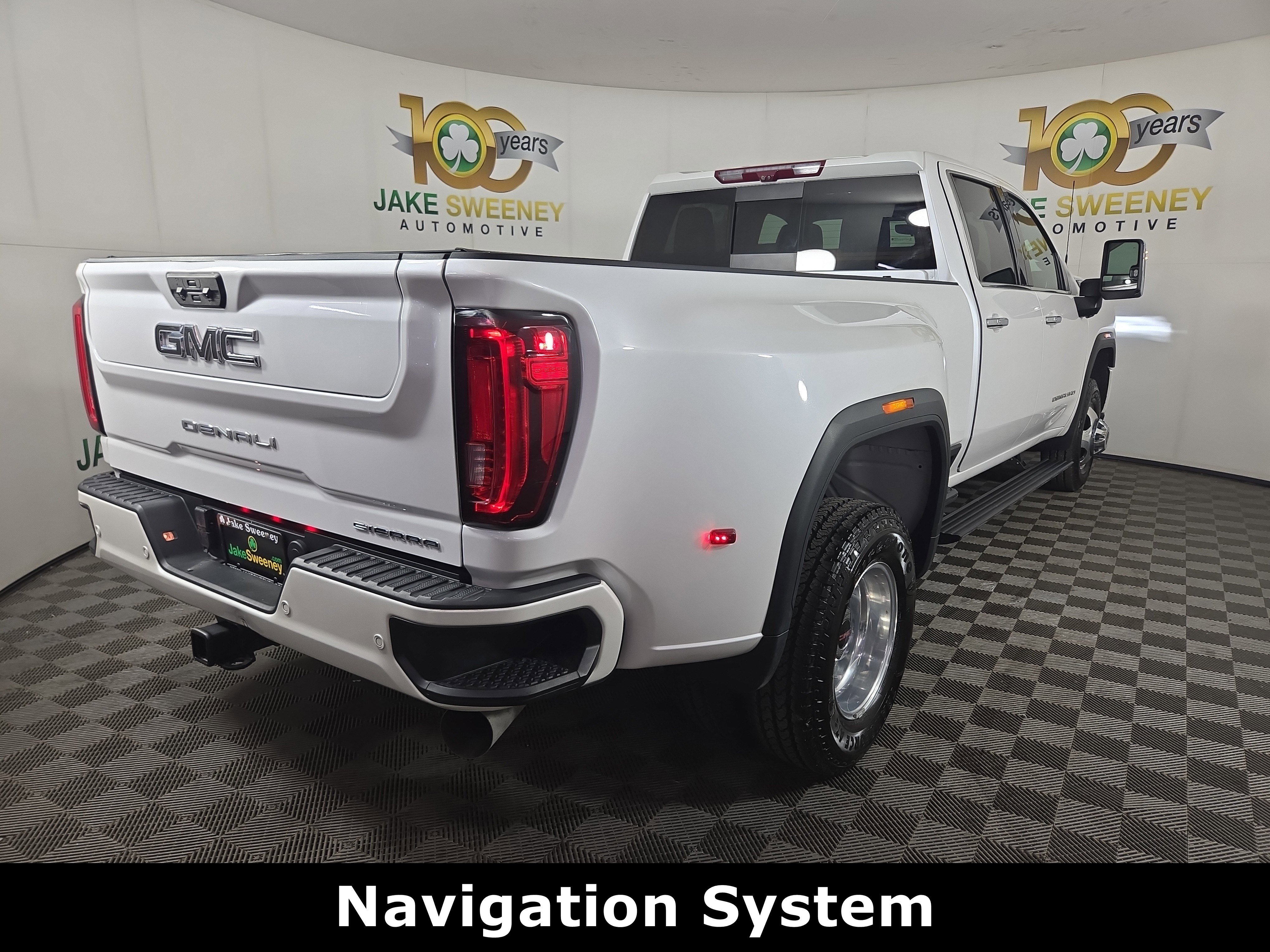 Certified 2022 GMC Sierra 3500 Denali w/ Denali Ultimate Package AWD/4WD image 9