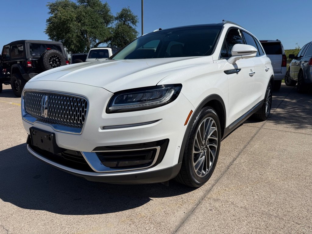 Used 2020 Lincoln Nautilus Reserve w/ Equipment Group 201A FWD image 3
