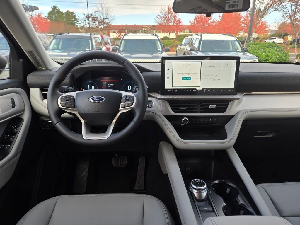 New 2026 Ford Explorer Active w/ Active Comfort Package AWD/4WD image 10