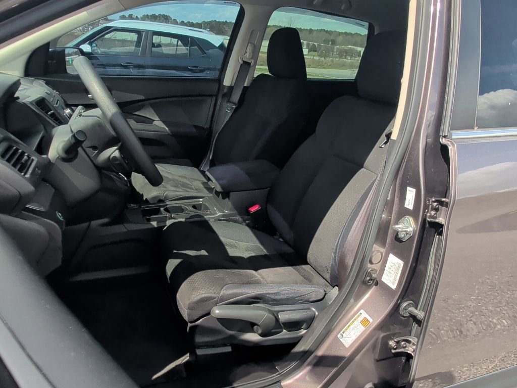 Used 2015 Honda CR-V LX image 18
