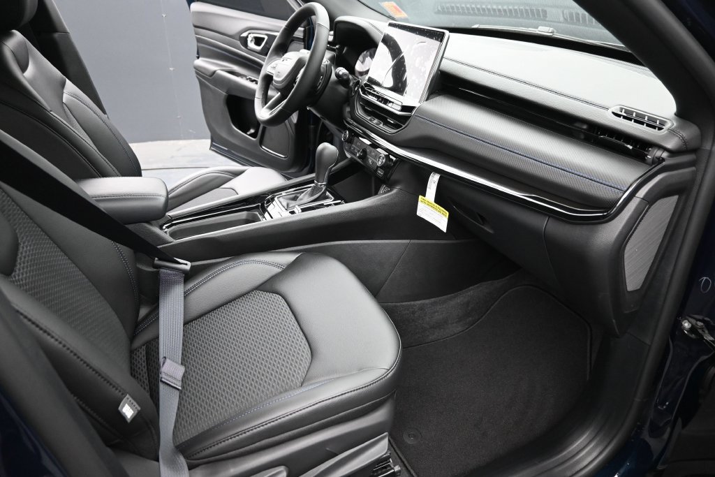 New 2026 Jeep Compass Latitude AWD/4WD image 23