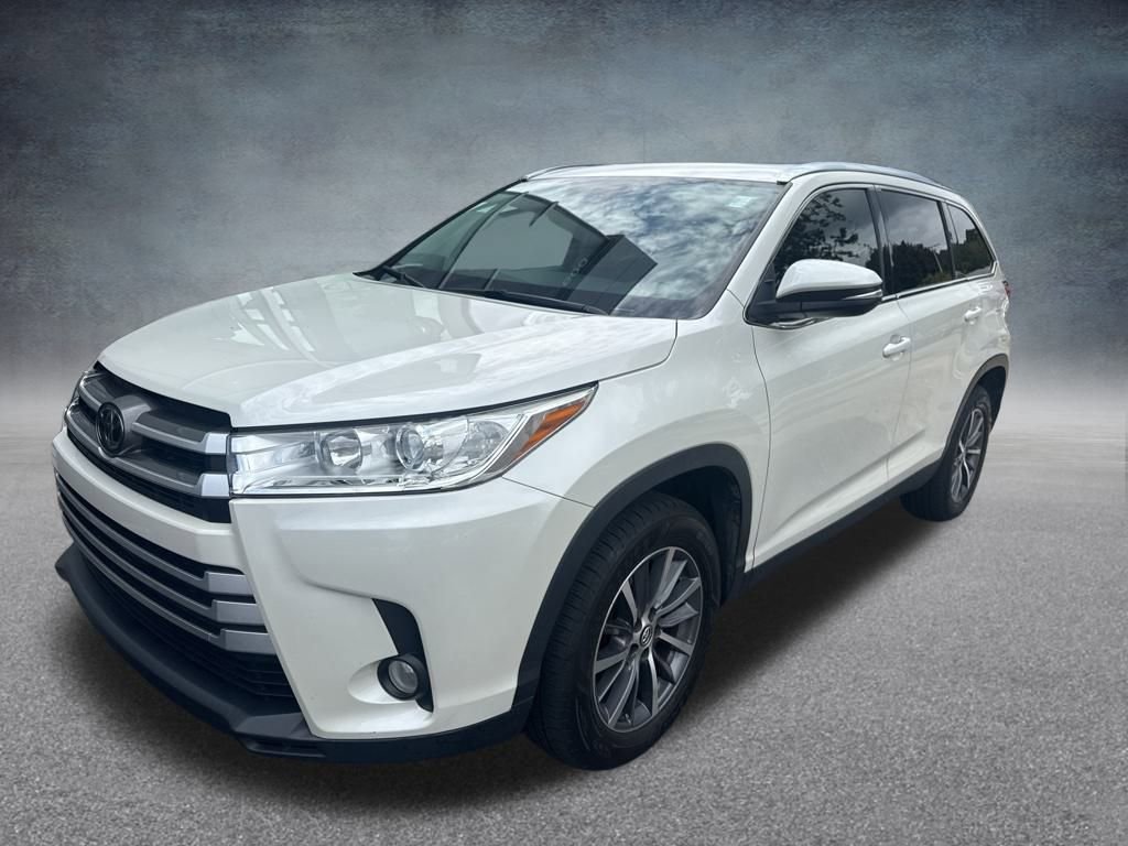Used 2019 Toyota Highlander XLE