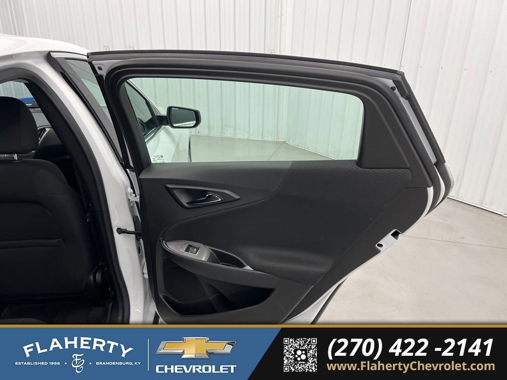 Used 2024 Chevrolet Malibu LT image 12