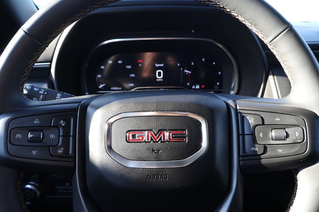 Used 2023 GMC Yukon XL AT4 w/ LPO, Floor Liner Package AWD/4WD image 20