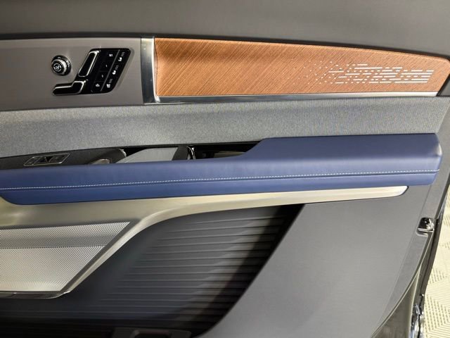 New 2026 Cadillac Vistiq Premium Luxury image 31