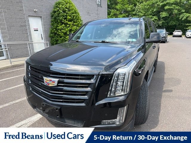 Used 2016 Cadillac Escalade ESV Luxury AWD/4WD image 1