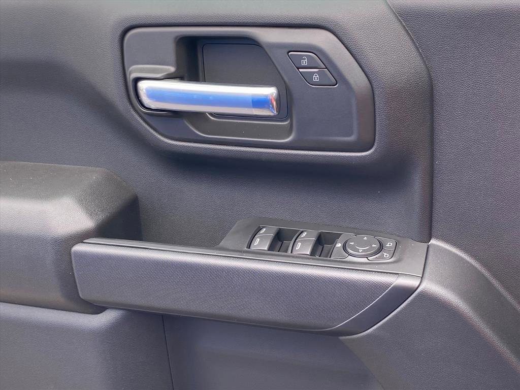 New 2026 Chevrolet Silverado 1500 Custom w/ Turbomax Blackout Package image 20