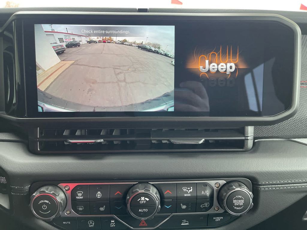 New 2026 Jeep Wrangler Unlimited Rubicon w/ Steel Bumper Group image 28