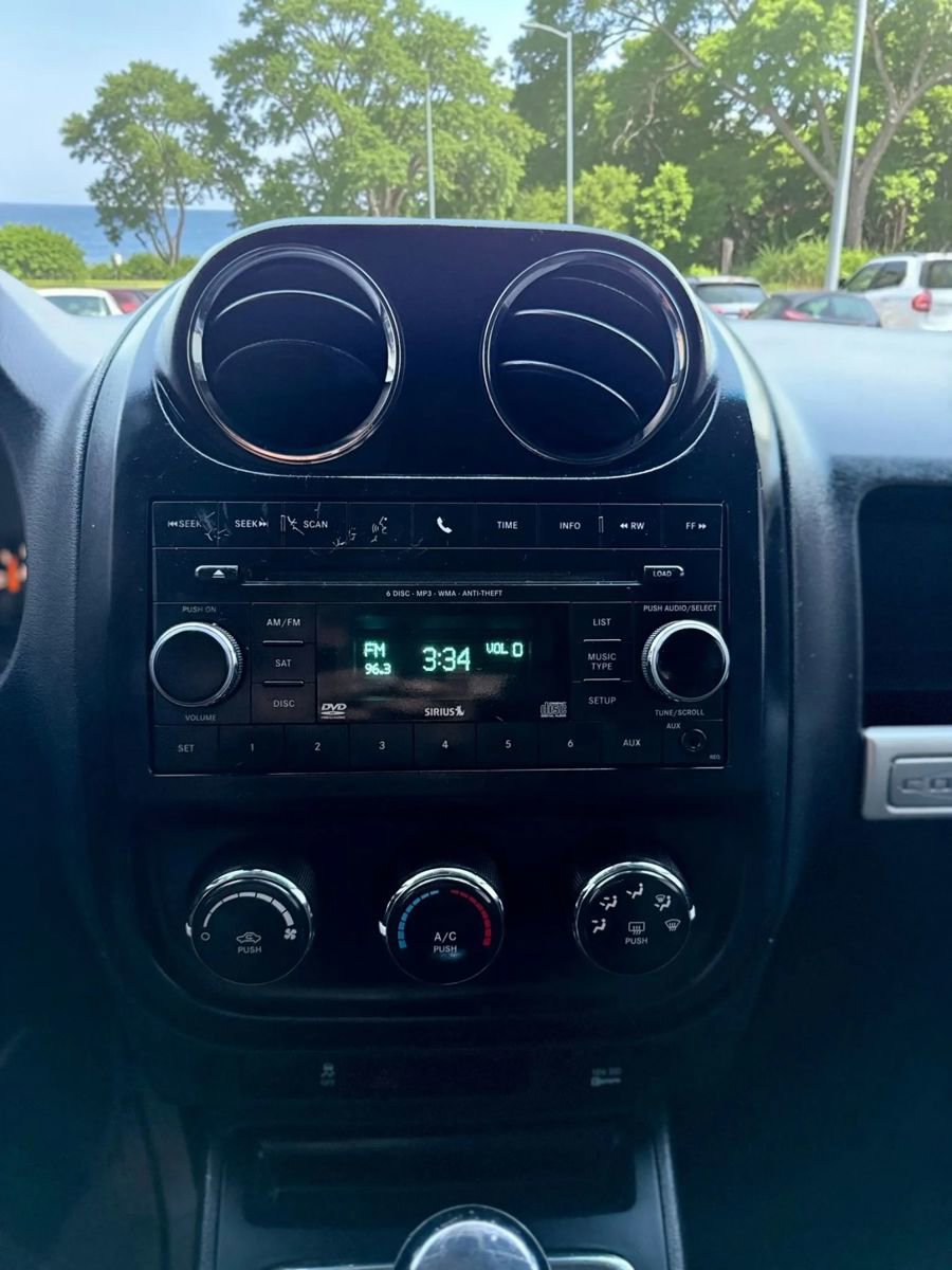 Used 2017 Jeep Compass Sport FWD image 17