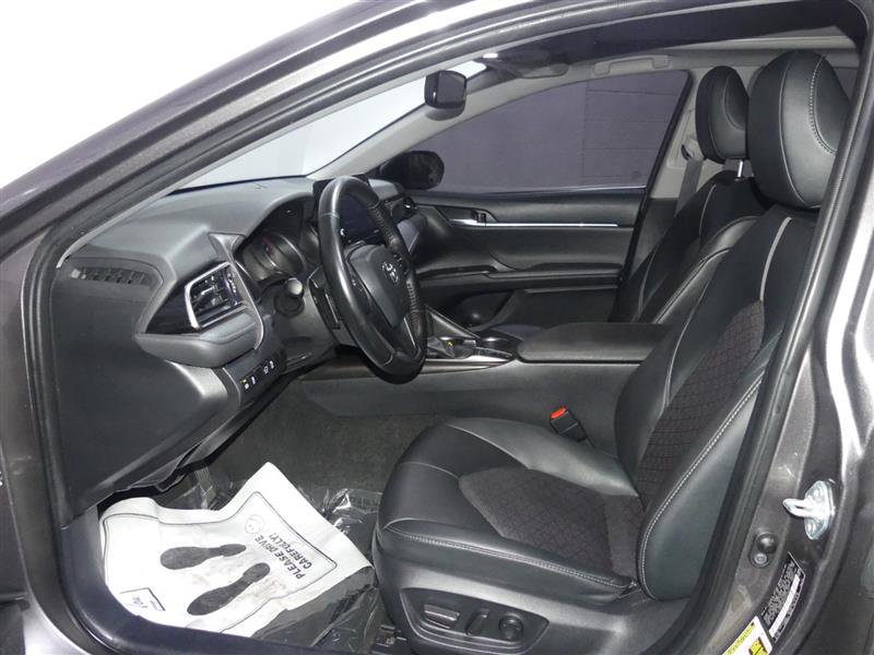 Used 2023 Toyota Camry XSE image 21
