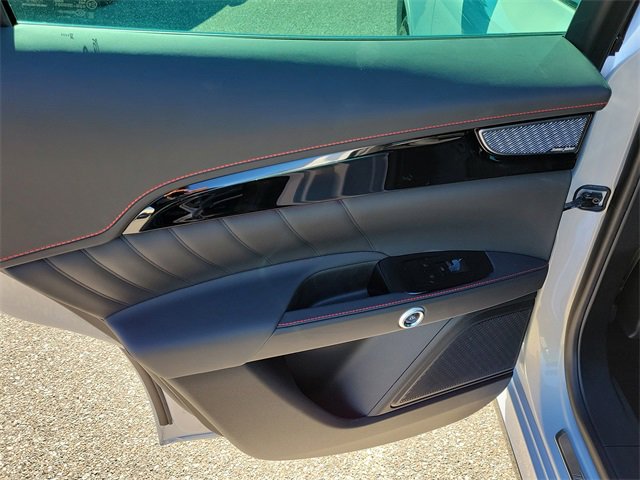 New 2026 Maserati Grecale Modena image 10