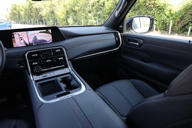 Used 2025 Nissan Armada SL w/ Captain's Chari Seat Package AWD/4WD image 28