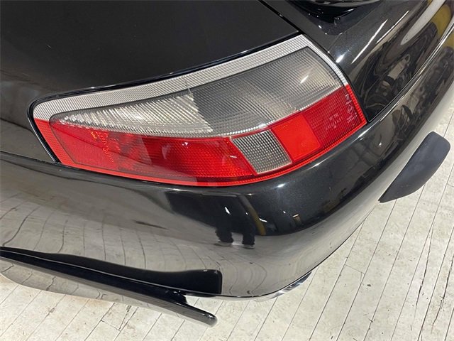 Used 2001 Porsche 911 Carrera 4 image 9