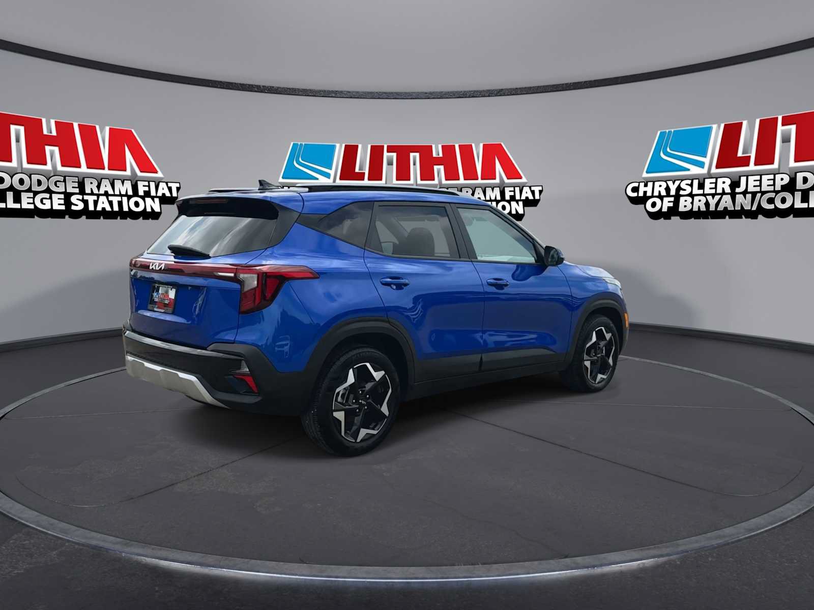 Used 2025 Kia Seltos S FWD image 8