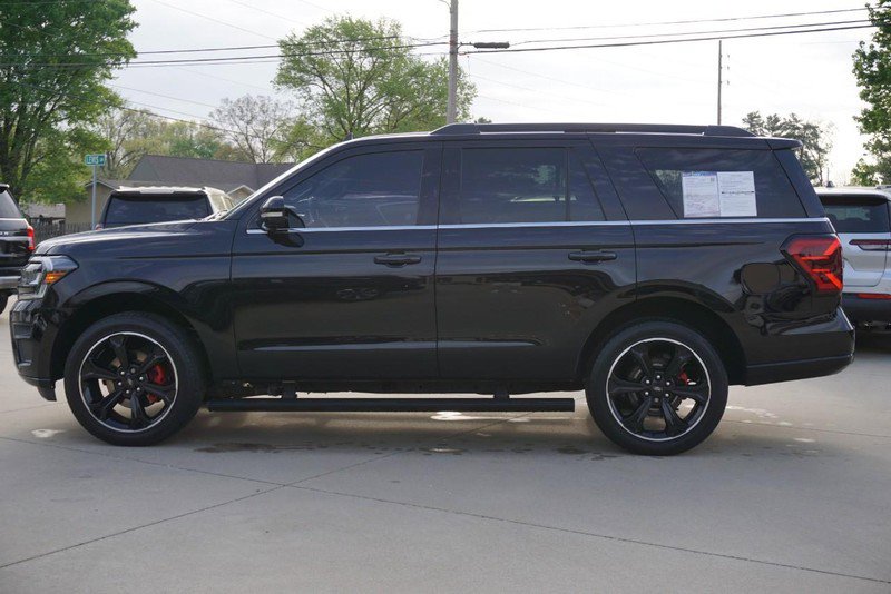 Used 2023 Ford Expedition Limited image 6