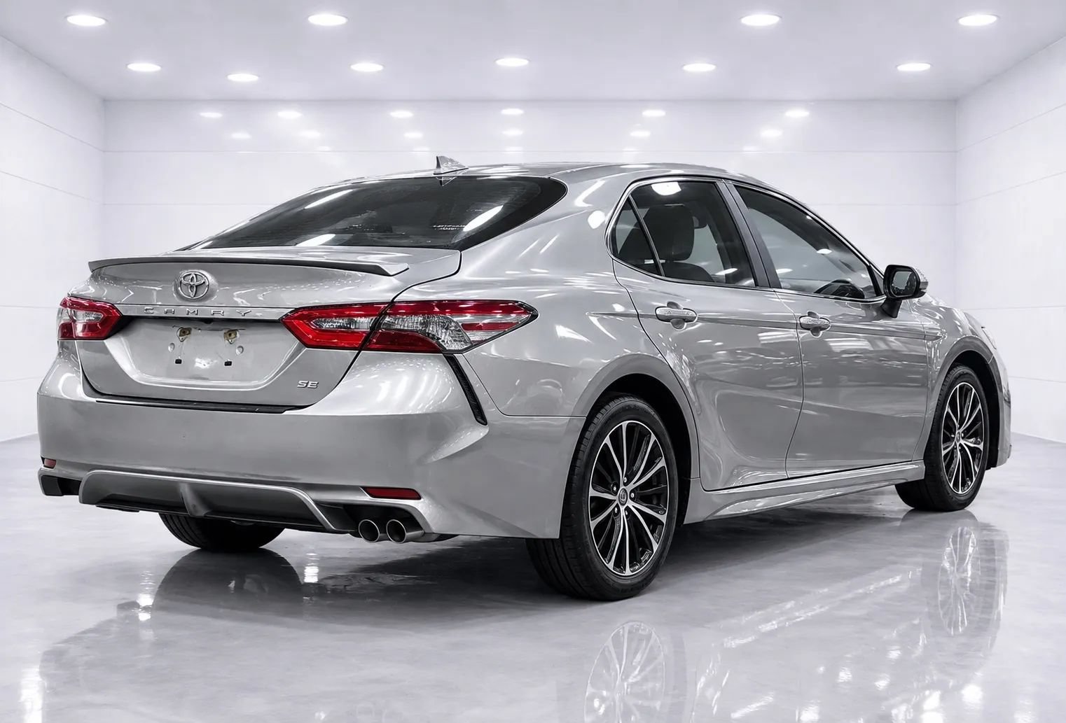 Used 2018 Toyota Camry SE w/ Protection Package (Q2) FWD image 5