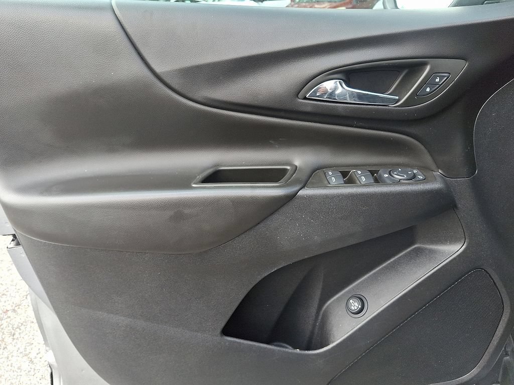 Used 2024 Chevrolet Equinox LT AWD/4WD image 12