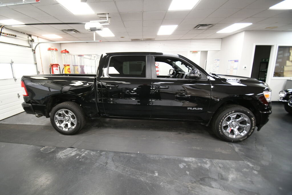 Used 2023 RAM 1500 Big Horn AWD/4WD image 9