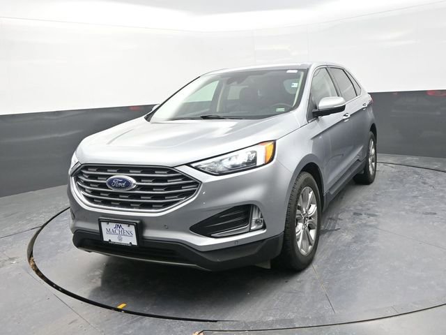 Used 2024 Ford Edge Titanium image 3