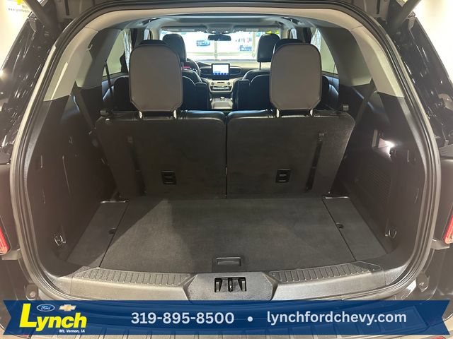 Used 2021 Ford Explorer XLT w/ Equipment Group 202A AWD/4WD image 22