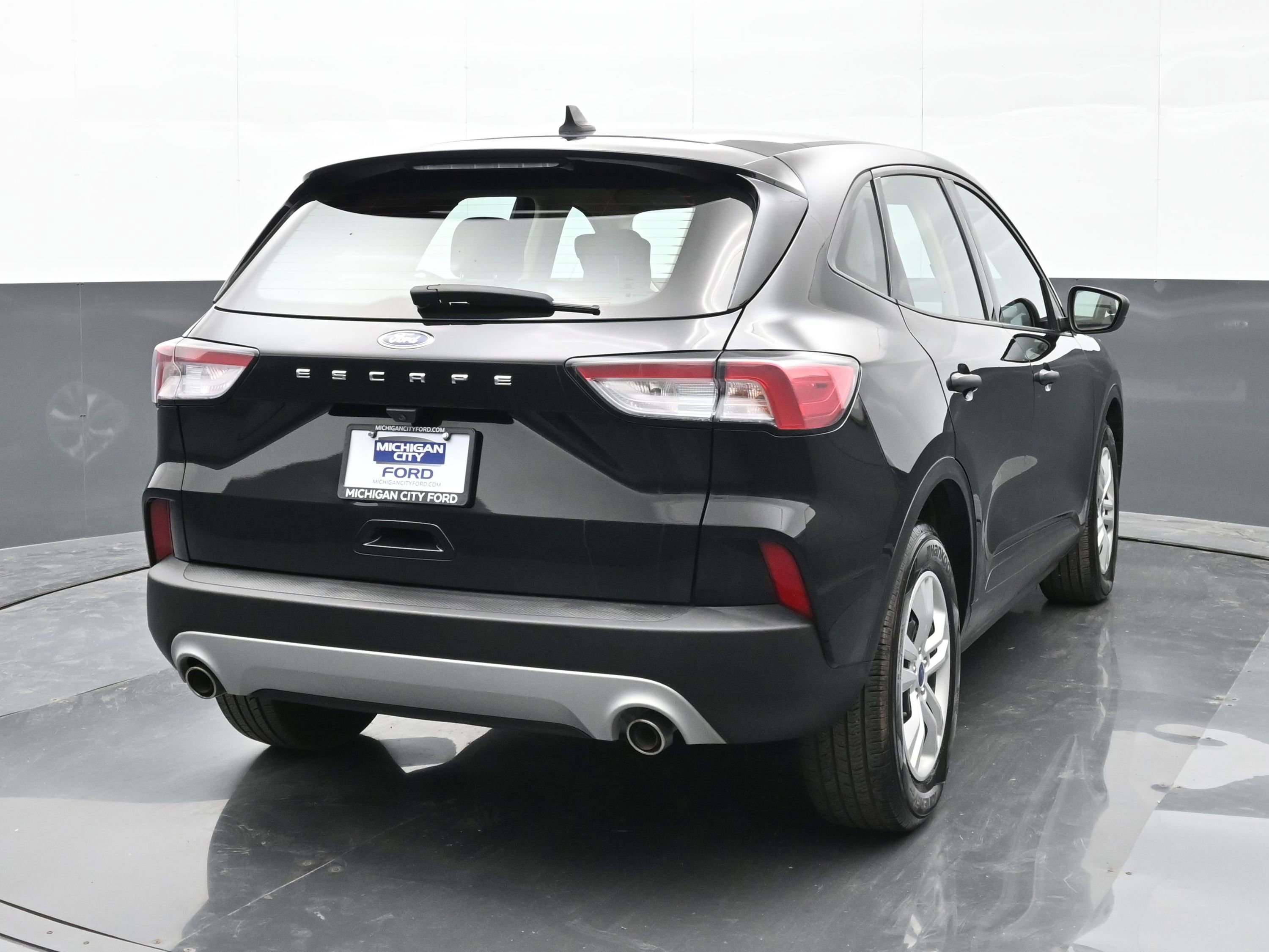 Used 2020 Ford Escape S image 7