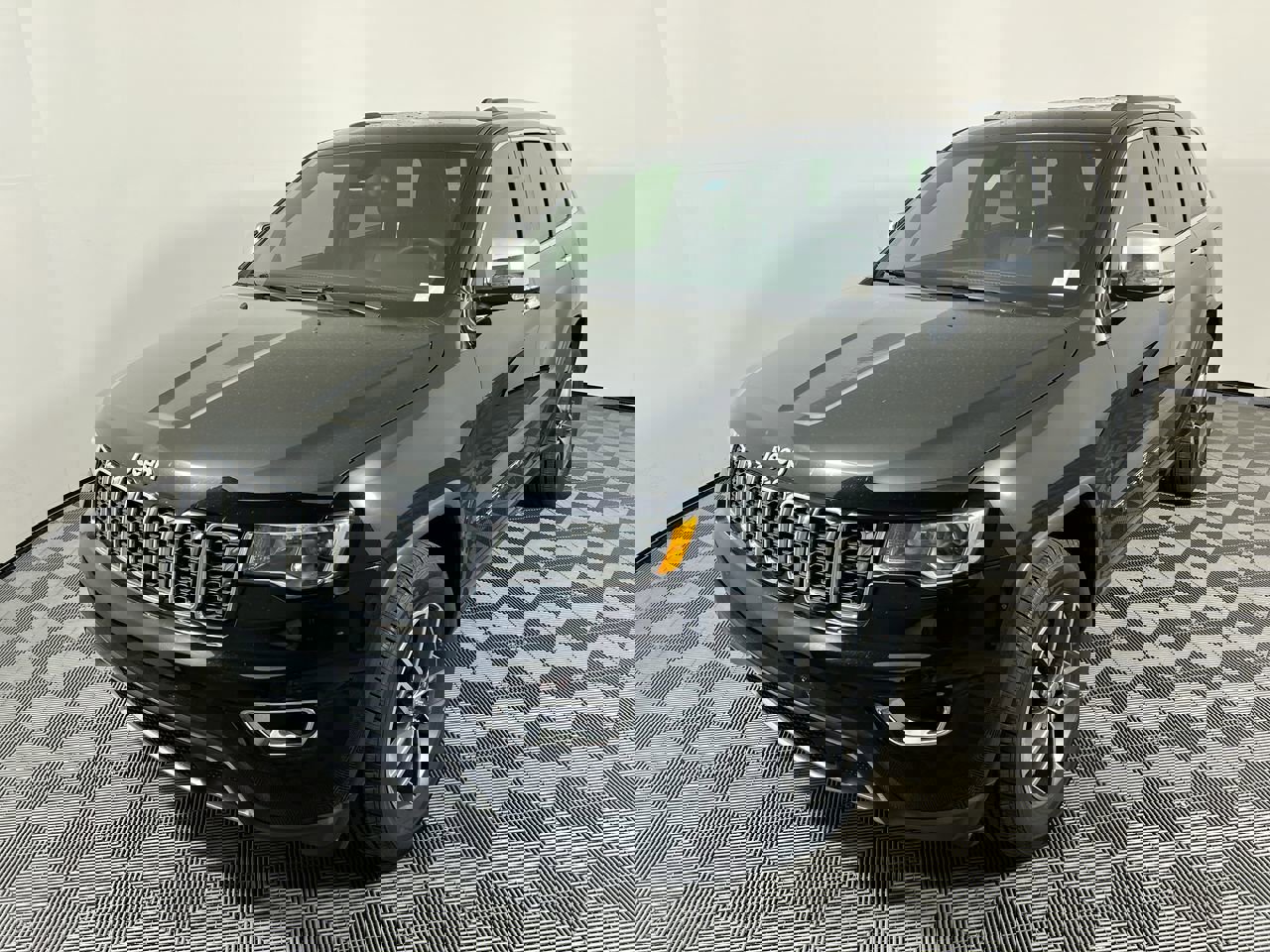 Used 2017 Jeep Grand Cherokee Limited image 7