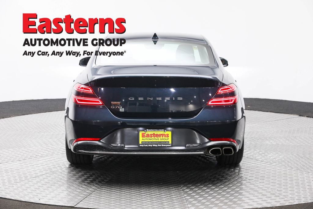 Used 2023 Genesis G70 2.0T image 6