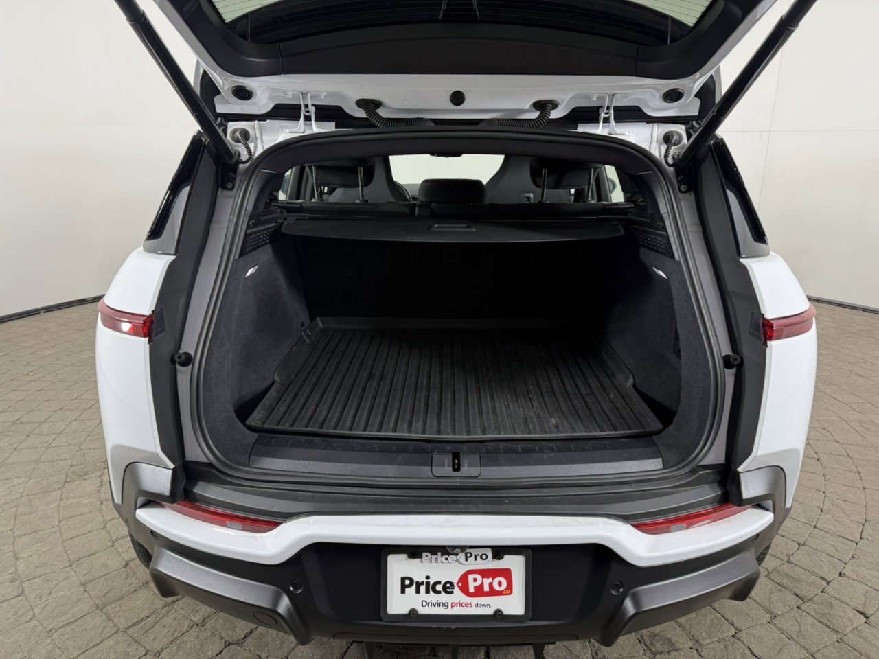 Used 2023 Fisker Ocean Ultra AWD/4WD image 7