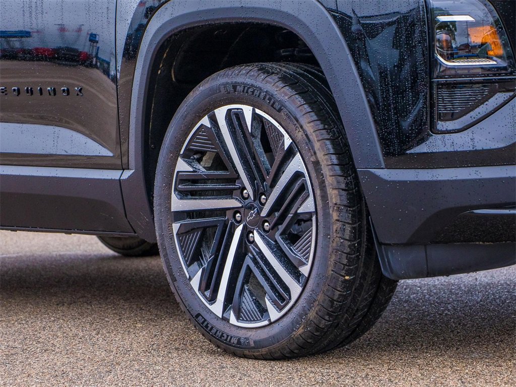 New 2026 Chevrolet Equinox RS w/ Convenience Package III image 2