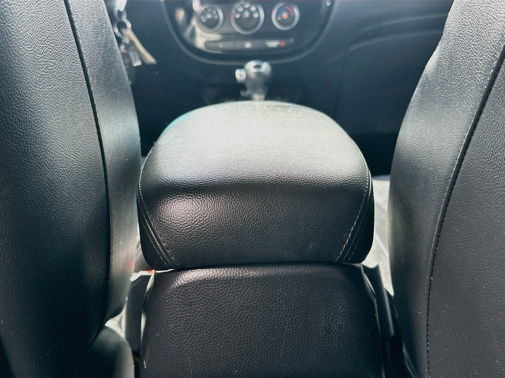 Used 2016 Kia Soul ! FWD image 25