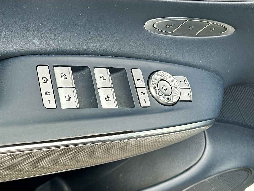 Used 2023 Genesis GV70 2.5T w/ Sport Prestige Package image 18