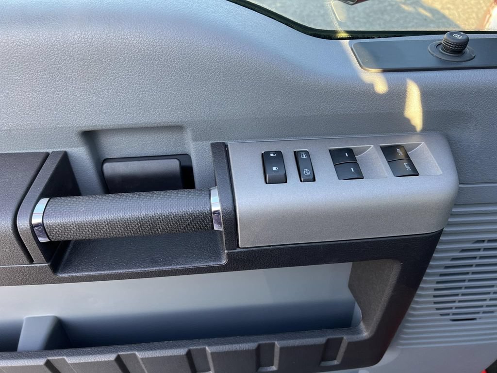 Used 2021 Ford F650 2WD Crew Cab Super Duty image 10