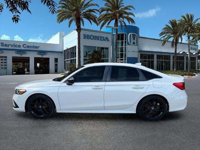 Used 2023 Honda Civic Sport image 5