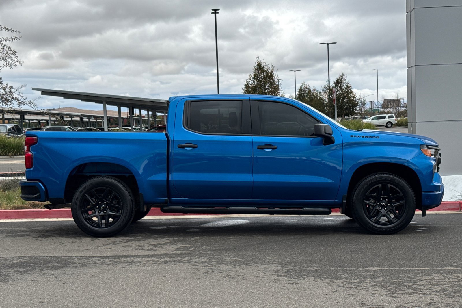 Used 2024 Chevrolet Silverado 1500 Custom w/ Turbomax Blackout Package RWD image 3