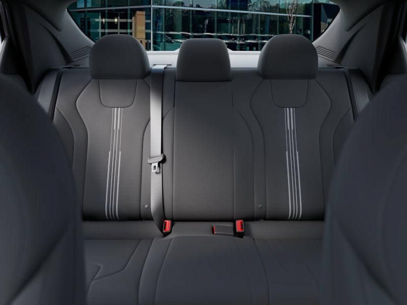 New 2026 Hyundai Elantra Hybrid FWD image 12