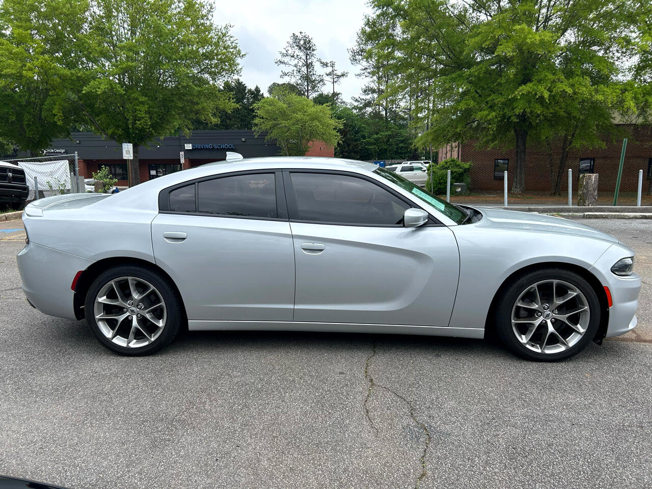 Used 2020 Dodge Charger SXT w/ Plus Group image 15