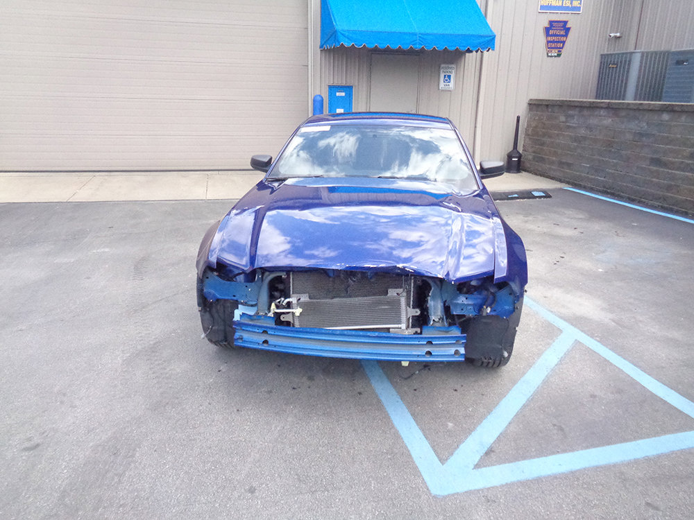 Used 2014 Ford Mustang Coupe image 3