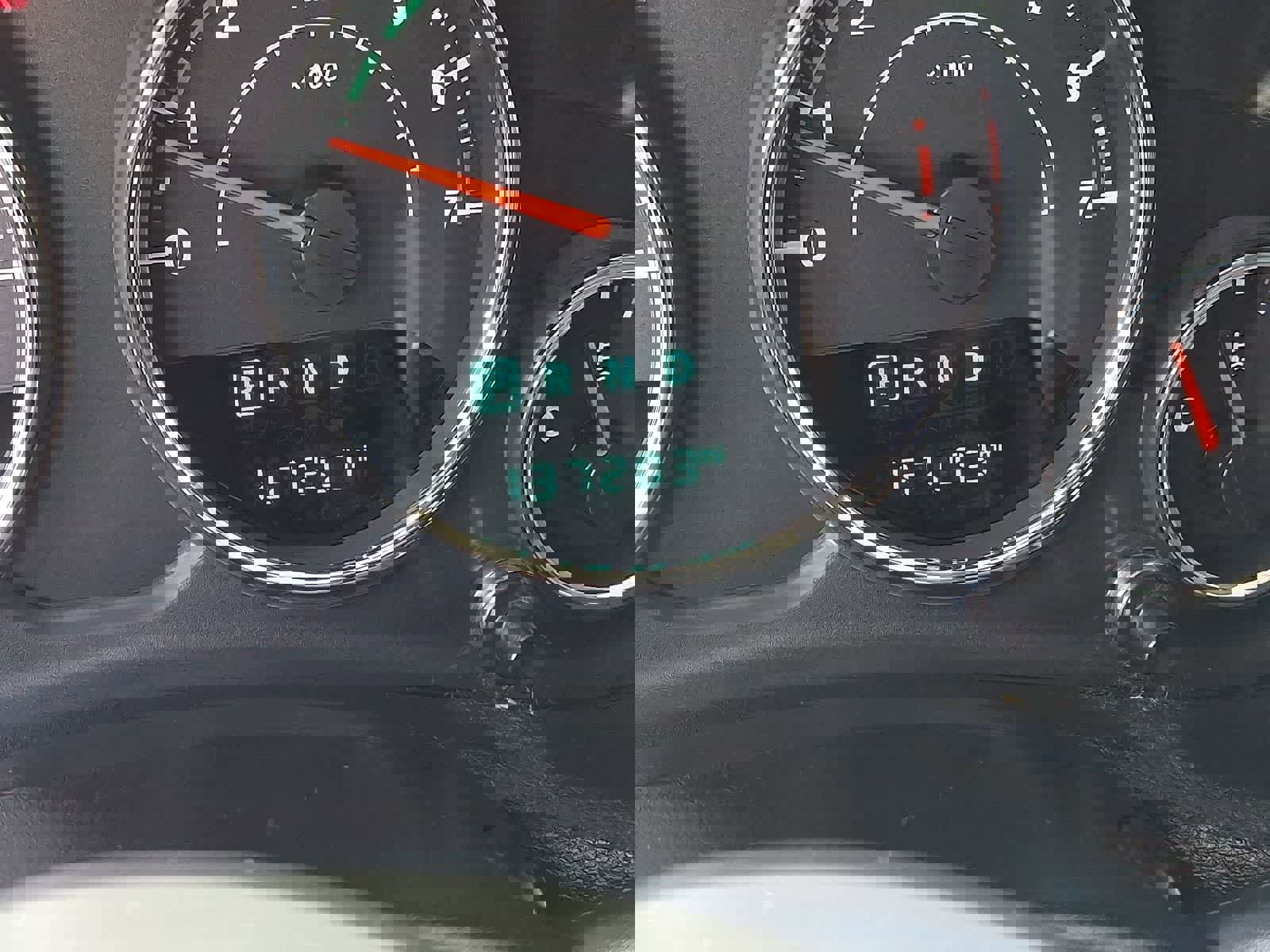 Used 2015 Jeep Wrangler Unlimited Sahara w/ Connectivity Group image 20