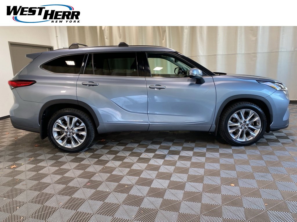 Used 2020 Toyota Highlander Limited image 8