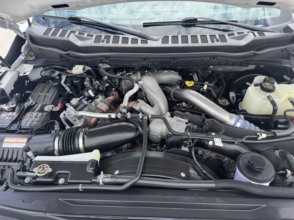 Used 2024 Ford F250 Lariat w/ Lariat Ultimate Package image 32