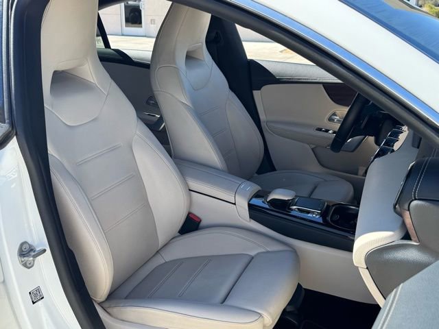 Used 2020 Mercedes-Benz CLA 250 image 30